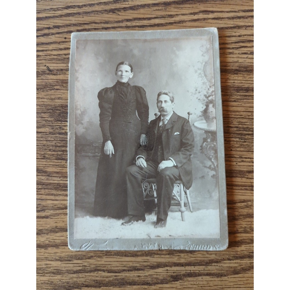 Antique Cabinet Card Photo Victorian Portrait 1800s Man Woman Richard Wall